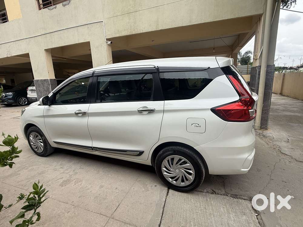 Maruti Suzuki Ertiga Vxi (o) Cng, 2023, Cng & Hybrids