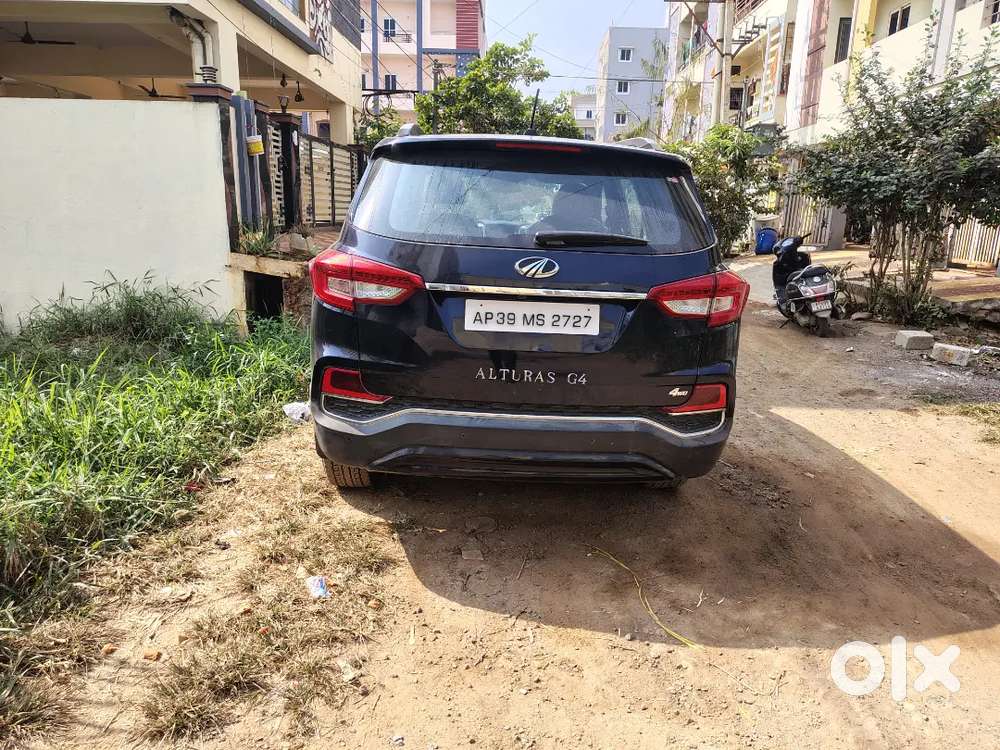 Mahindra Alturas G4 2022 Diesel Well Maintained