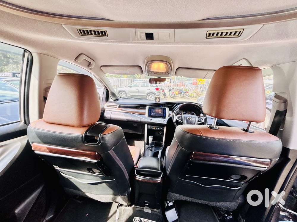 Toyota Innova Crysta 2.8 Zx At, 2017, Diesel