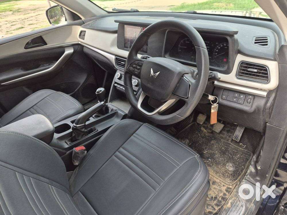 Mahindra Xuv700 2.2 Ax 7 Diesel Mt Str, 2024, Diesel