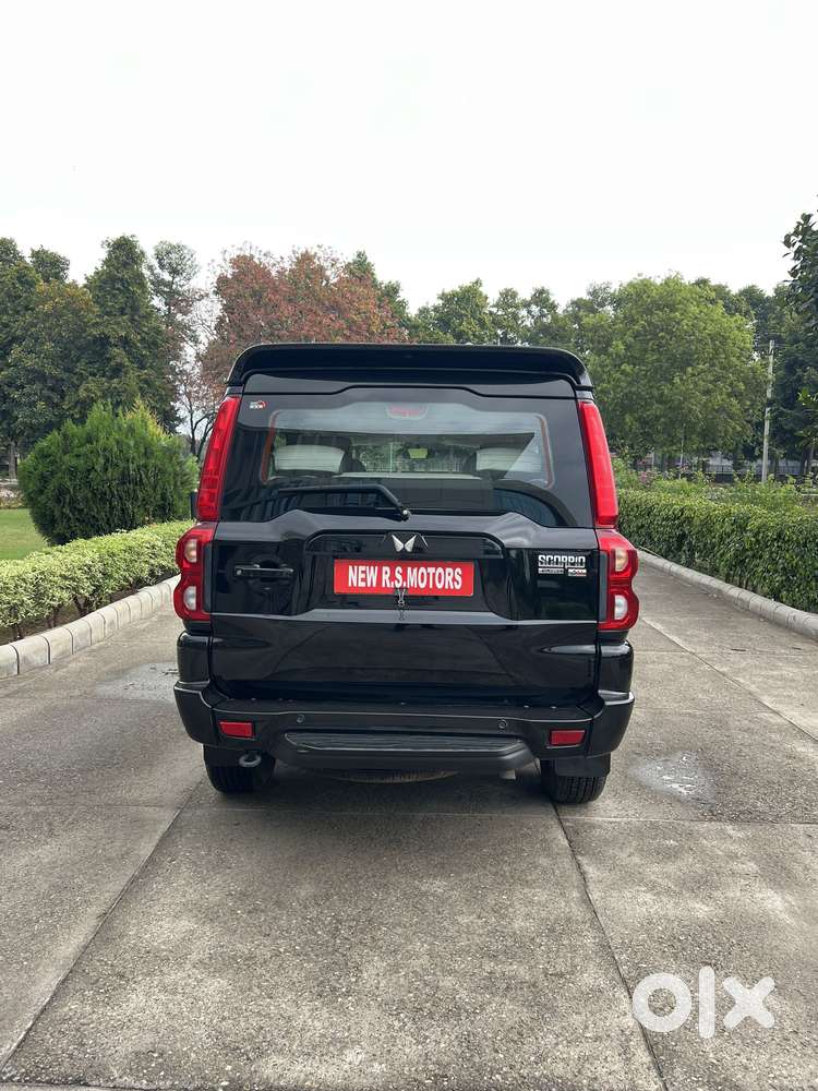 Mahindra Scorpio Classic 2.2 S 11 Mt 7 Cc, 2024, Diesel