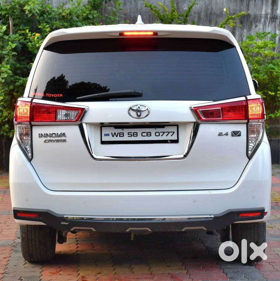 Toyota Innova Crysta 2.4 V, 2024, Diesel