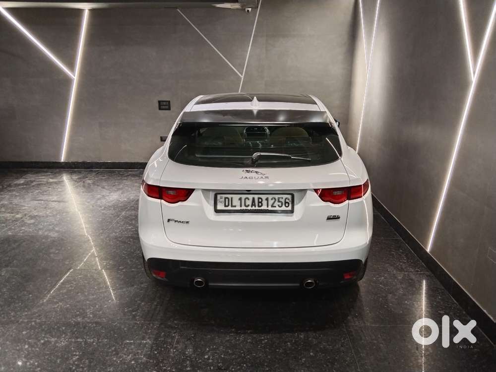 Jaguar F-pace Prestige 2.0 Petrol, 2019, Petrol
