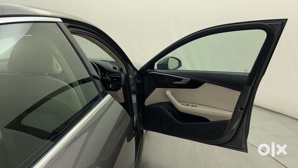 Audi A4 2.0 Technology 40 Tfsi, 2022, Petrol