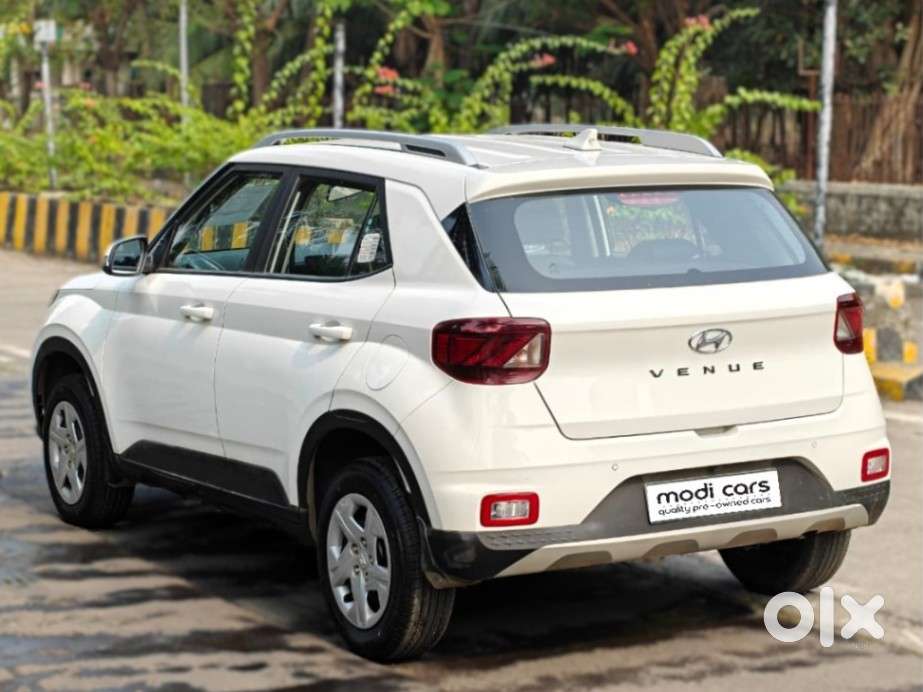 Hyundai Venue 1.2 S Plus, 2021, Petrol