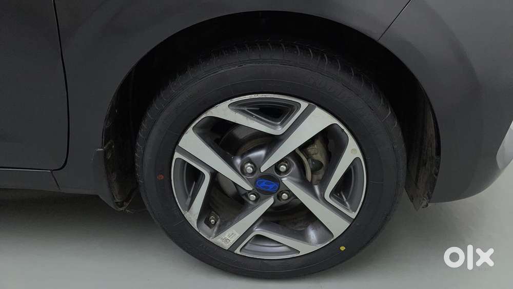 Hyundai Aura 1.2 Sx Cng, 2024, Cng & Hybrids