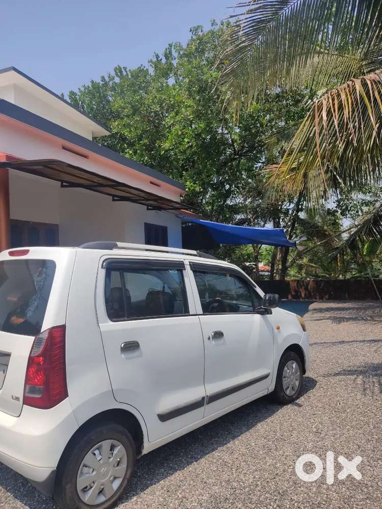 Maruti Suzuki Wagon R 2012 Petrol (negotiable)