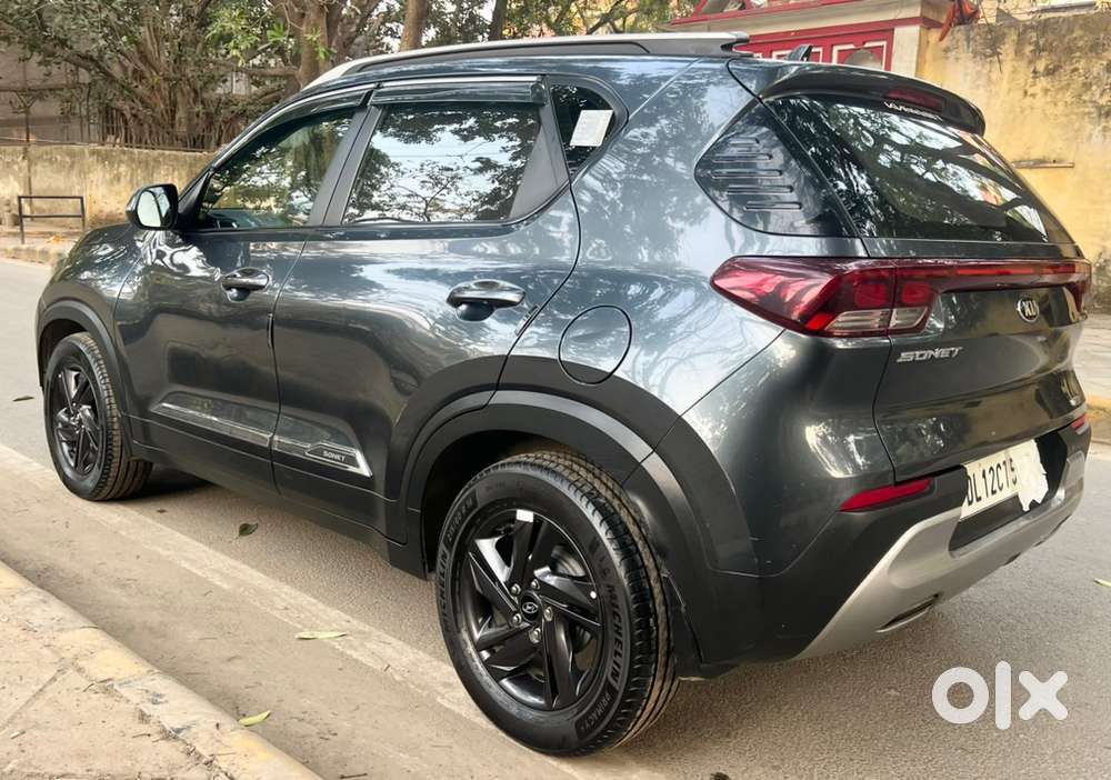 Kia Sonet 2021 Petrol Automatic Mint Condition 42800 Kms In 7.49 Lakh