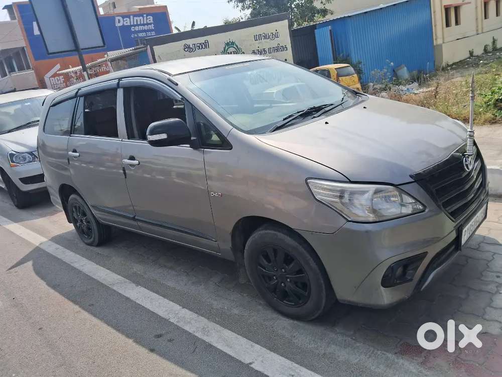Toyota Innova 2011 Diesel 145000 Km Driven