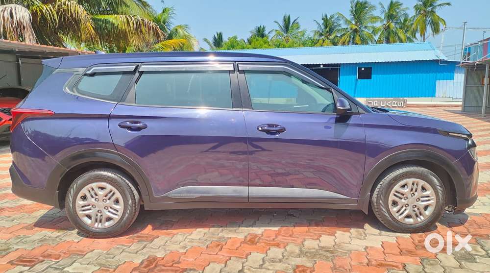 Kia Carens, 2024, Petrol