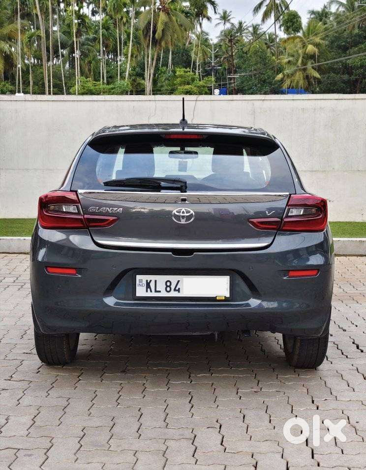 Toyota Glanza 1.2 V Amt, 2024, Petrol
