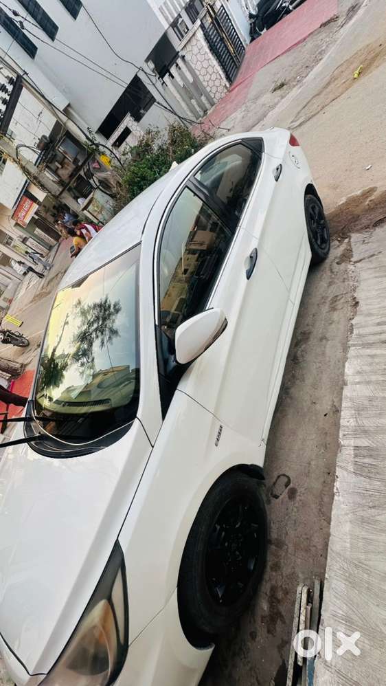 Hyundai Verna Diesel 2012