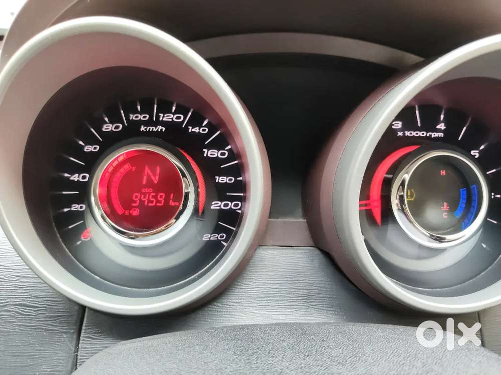 Mahindra Xuv500 2.2 W8 2014