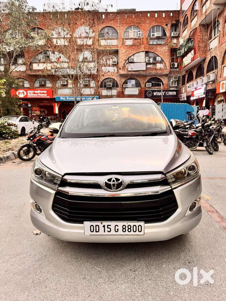 Toyota Innova Crysta 2.4 V 7 Str, 2016, Diesel