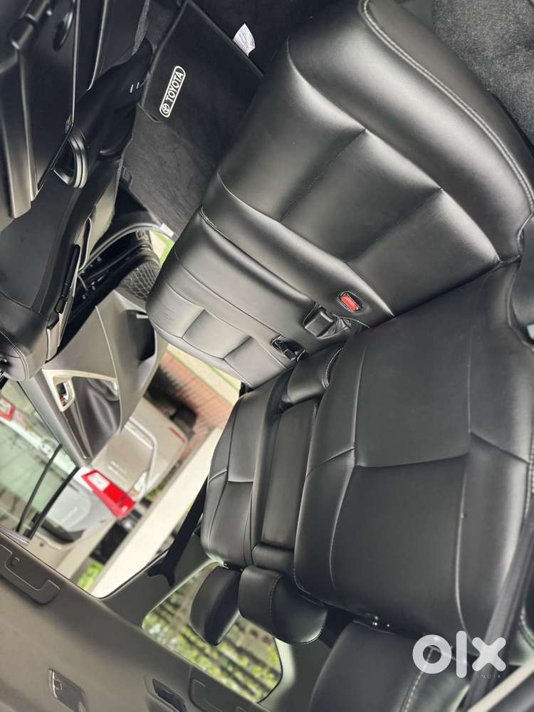 Toyota Innova Crysta 2.4 V 8 Str, 2022, Diesel