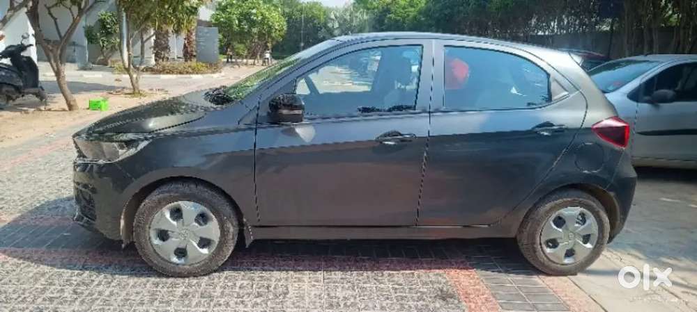Tiago 2022 Petrol 14k Km Direct Seller