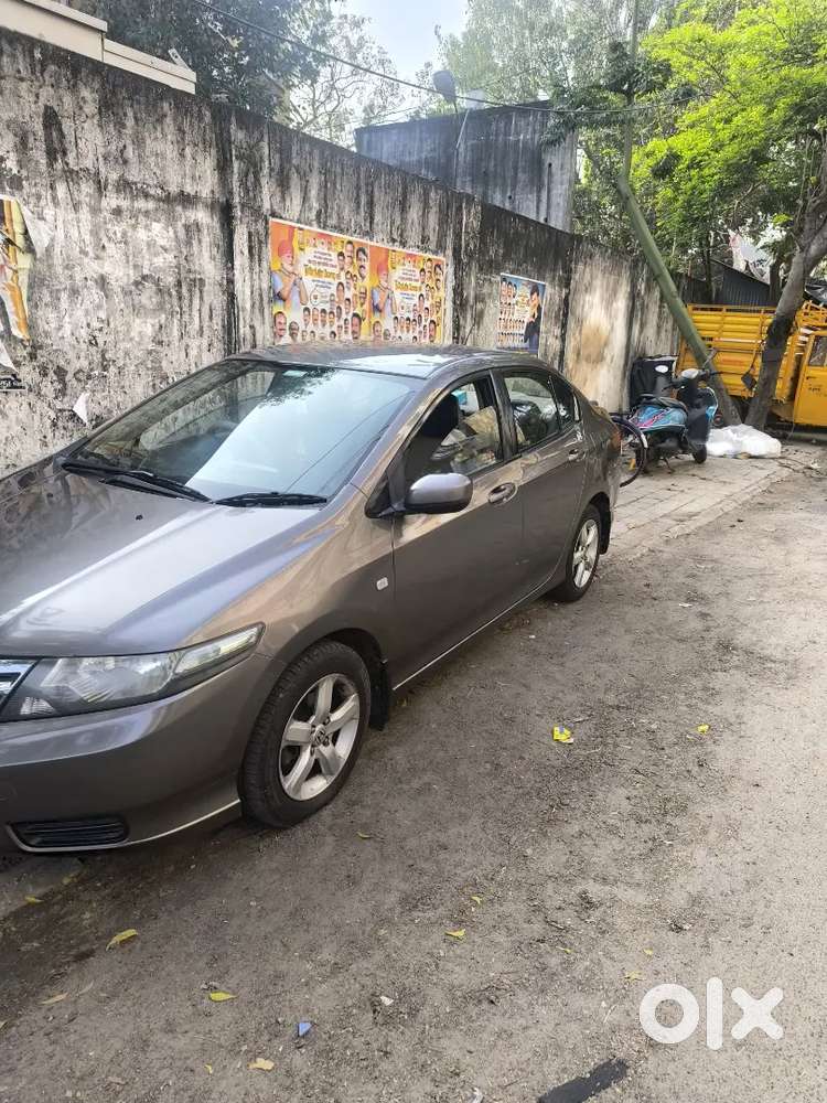 Insurance One Year, New Battery, Two New Tyre