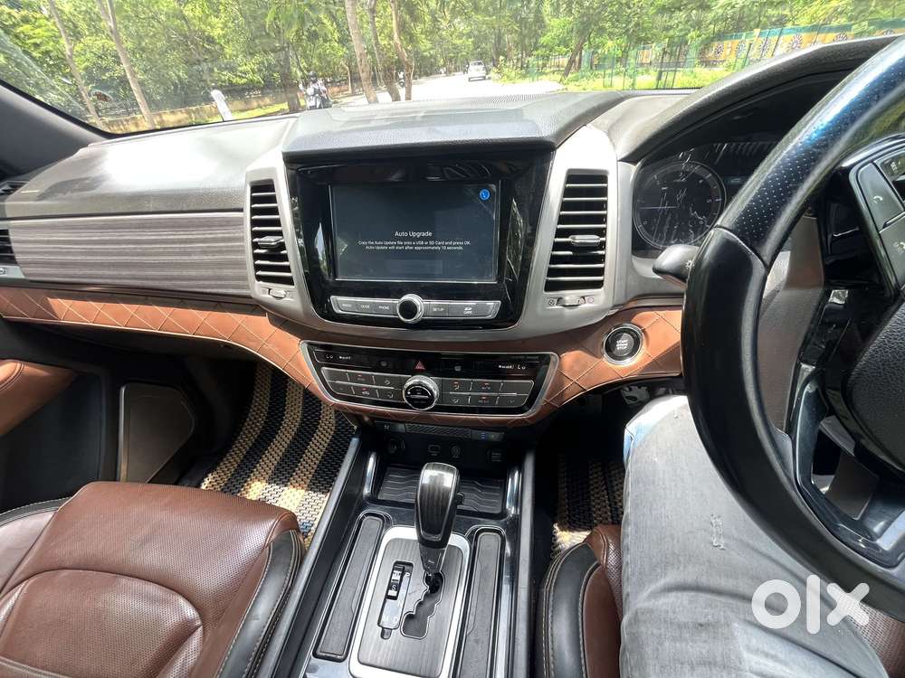 Mahindra Alturas G4 4wd At, 2019, Diesel