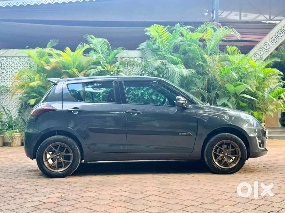 Maruti Suzuki Swift Vxi, 2017, Petrol