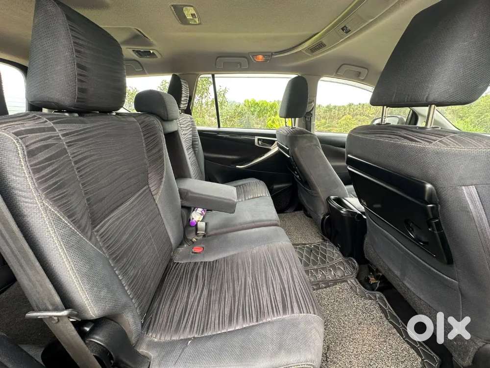 Toyota Innova Crysta 2.4 2016