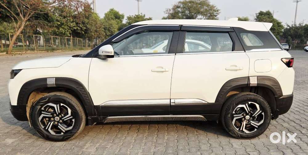 Maruti Suzuki Brezza 1.5 Vxi Smart Hybrid, 2022, Petrol