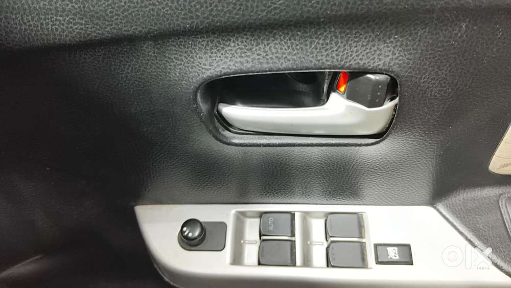 Maruti Suzuki Wagon R 1.0 Vxi, 2016, Petrol
