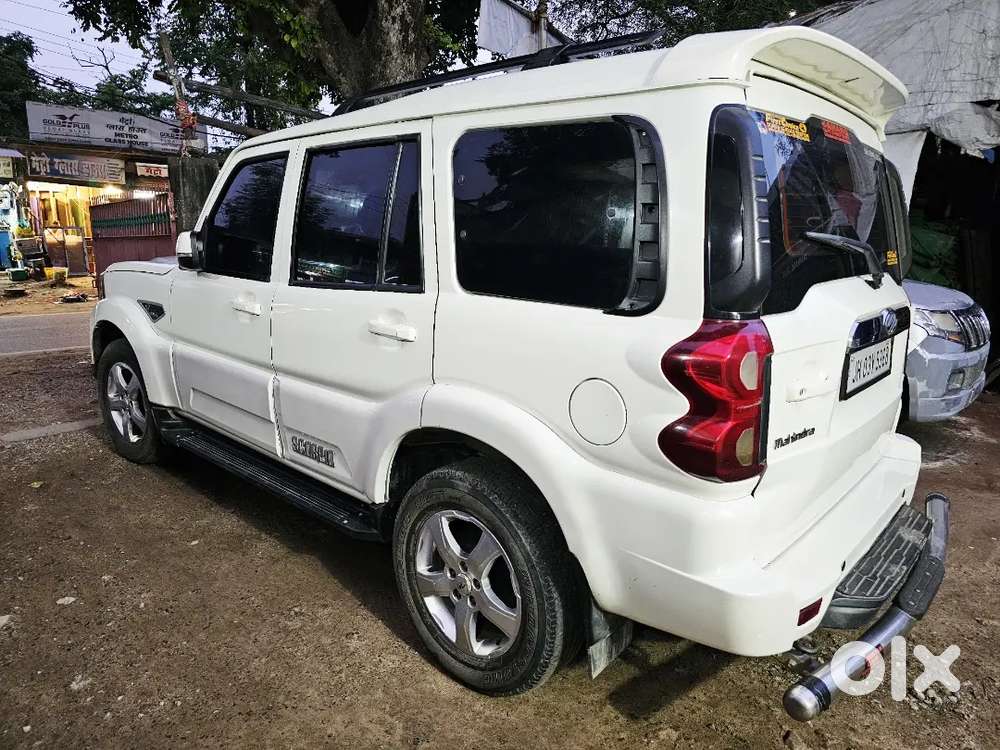 Mahindra Scorpio S11 2018 Diesel Well Maintained