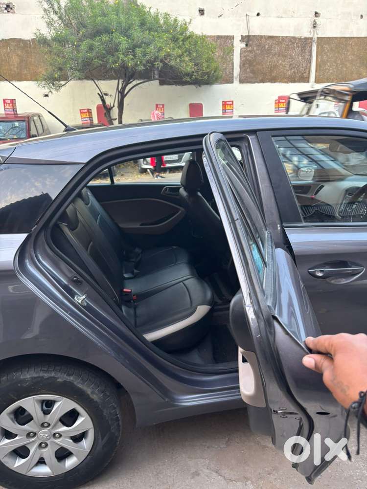 Hyundai I20 Petrol Spotz, 2017, Petrol