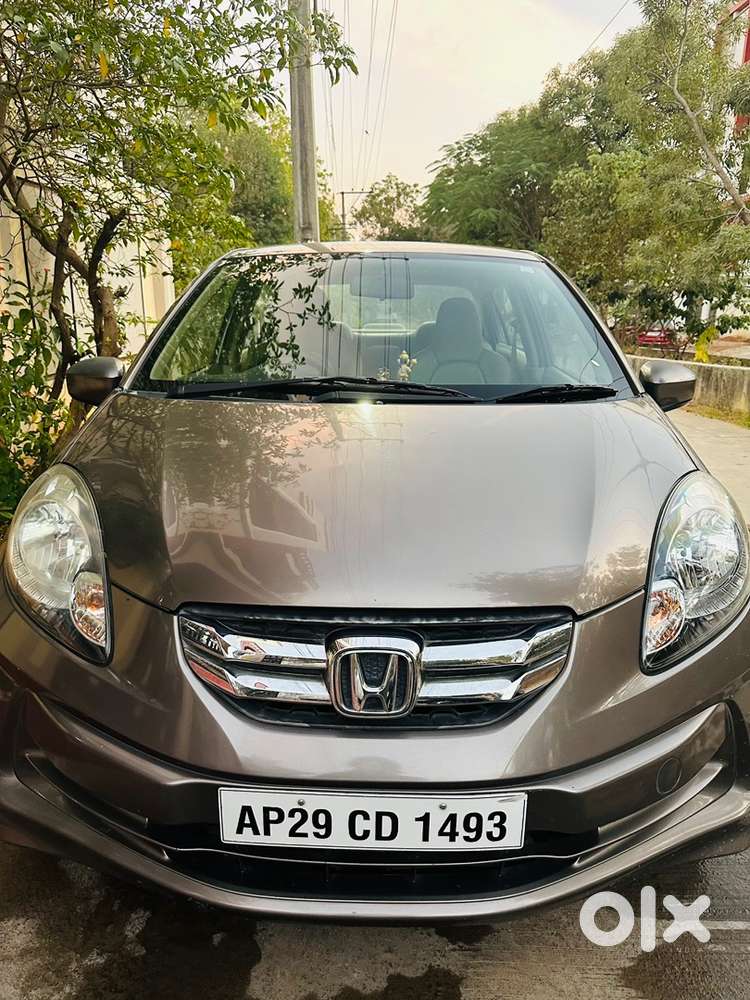 Honda Amaze  Family Used  Well Maintained  Smooth Engine  No Issue