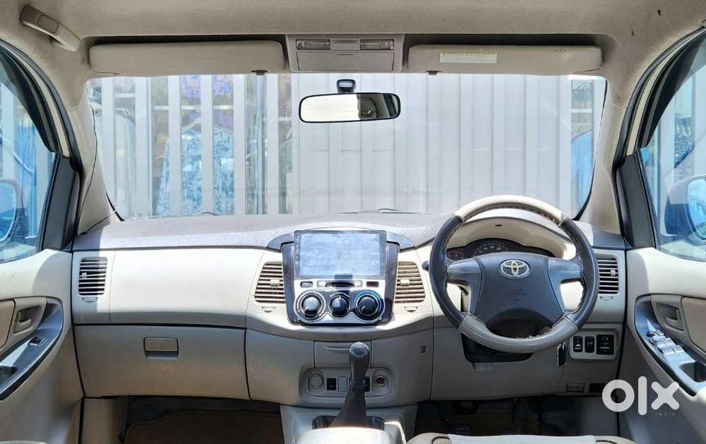 Toyota Innova 2.5 G (diesel) 8 Seater, 2013, Diesel