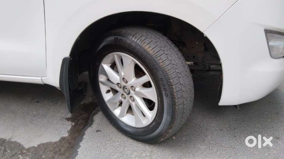 Toyota Innova Crysta 2.4 G Mt 8s, 2016, Diesel