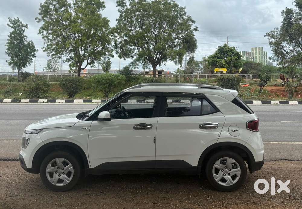 Hyundai Venue Petrol 2020