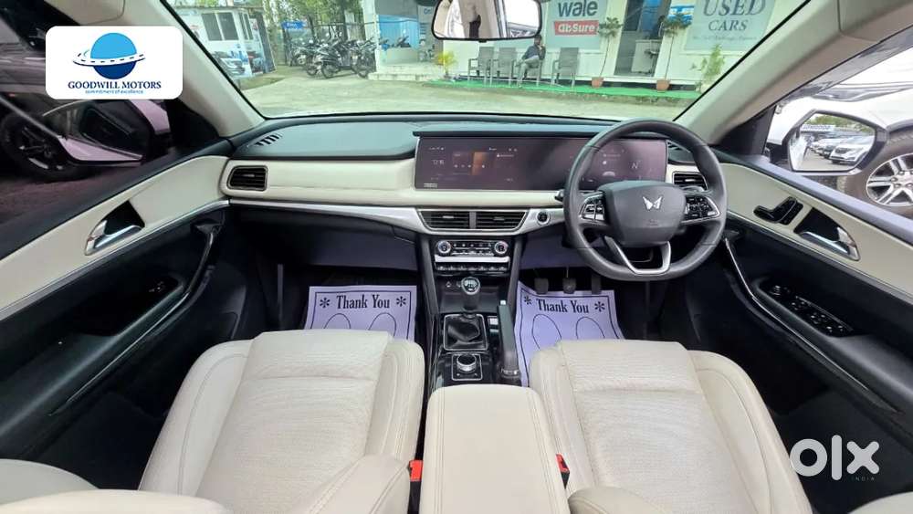 Mahindra Xuv700 2.2 Ax 7 Diesel At Str Awd, 2025, Diesel