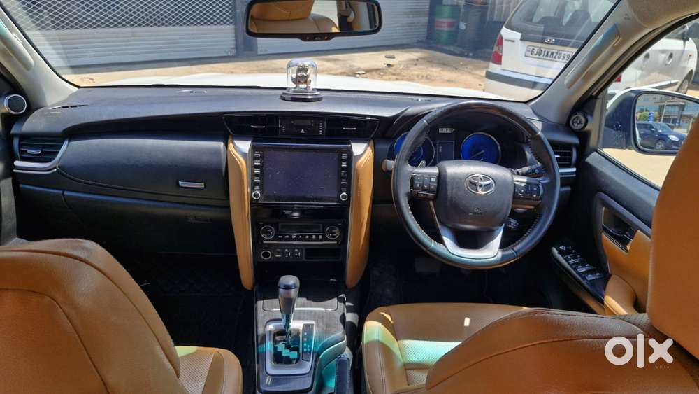 Toyota Fortuner 4x2 At 2.8 Diesel, 2022, Diesel