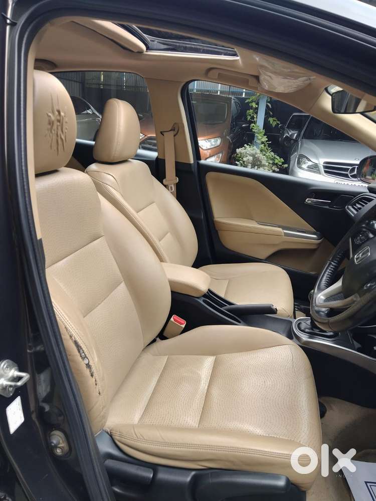 Honda City V Mt Sunroof, 2015