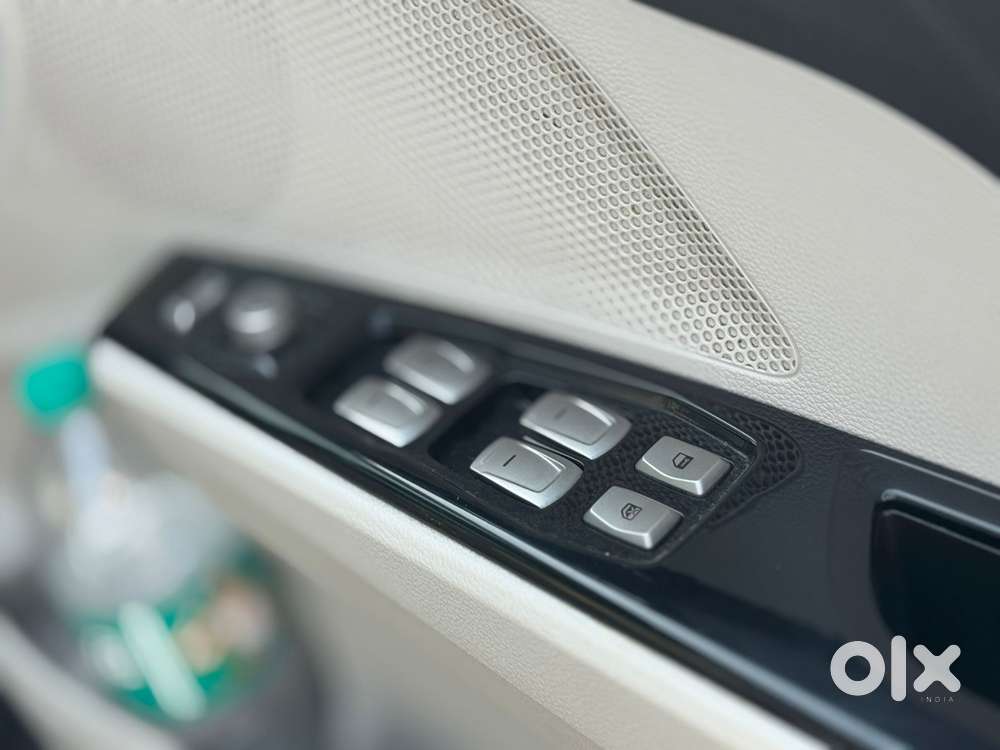 Mahindra Xuv300, 2024, Petrol