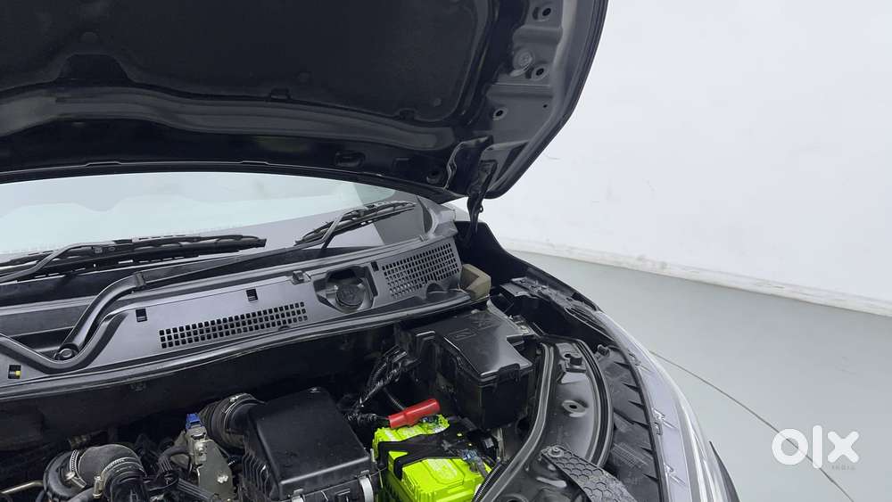 Nissan Magnite 1.0 Xv Premium Turbo Cvt (o), 2023, Petrol