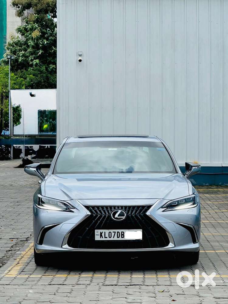 Lexus Es 2023 17000 Km Showroom Quality Petrol Hybrid