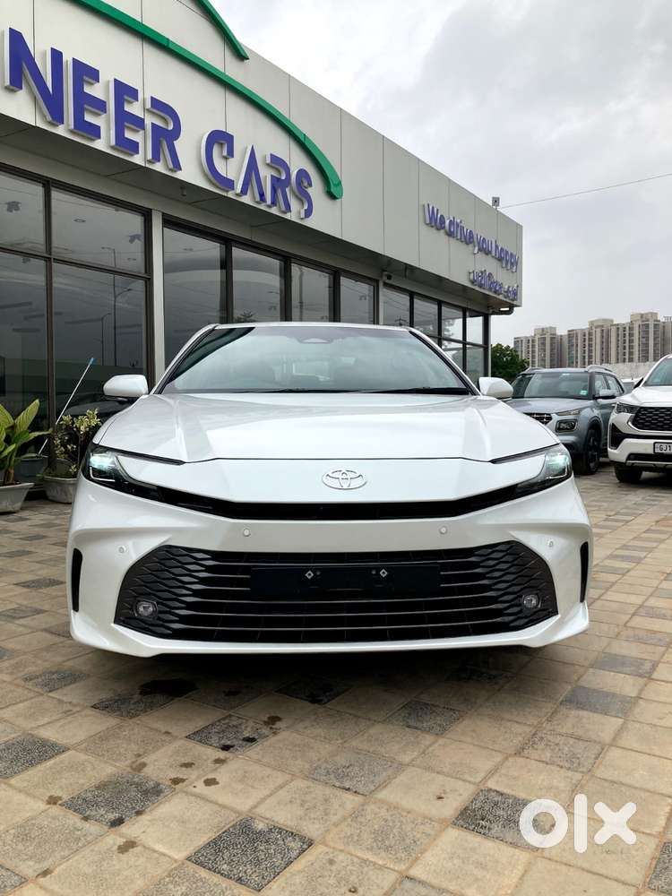 Toyota Camry 2.5l Automatic, 2025, Petrol