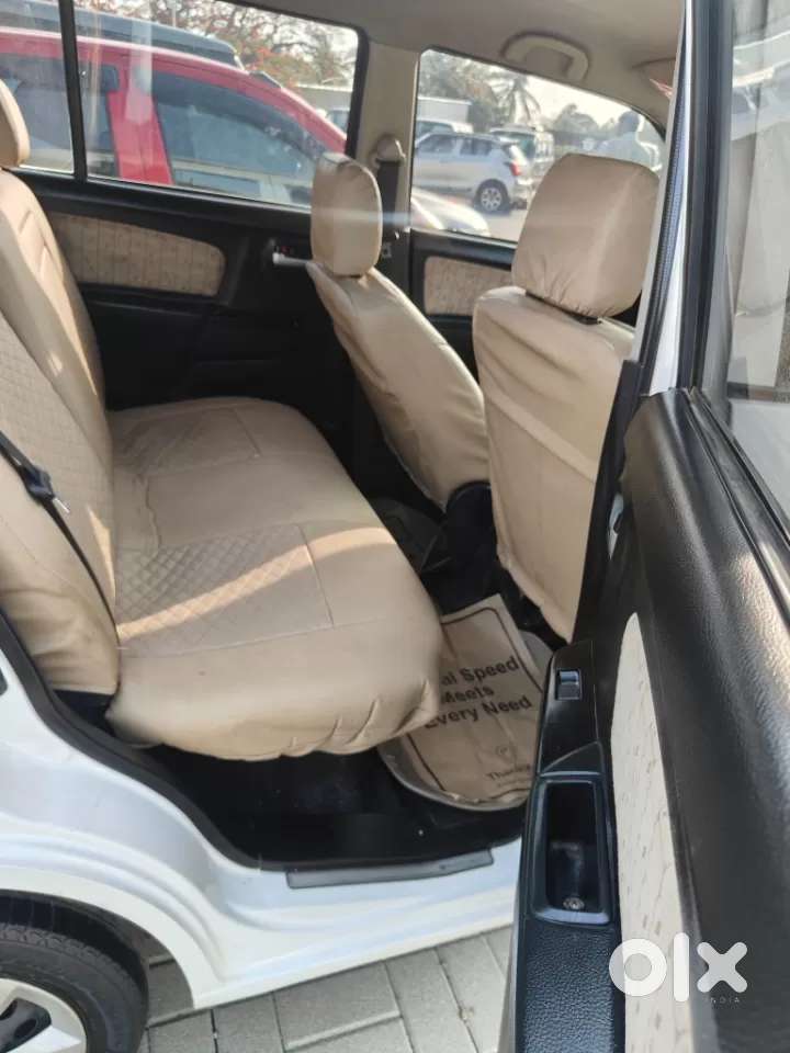 Maruti Suzuki Wagon R Vxi 1.0, 2018, Petrol