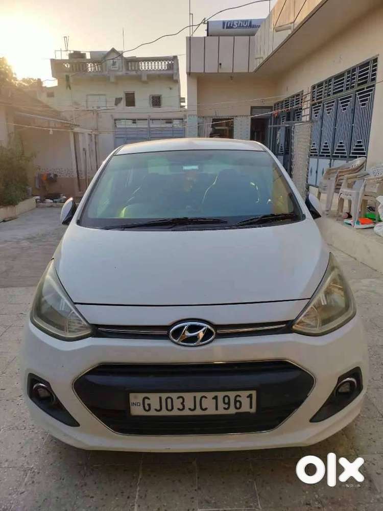 Complate Condition Engine Car Average 24 To 26 And Car And Insurance,a
