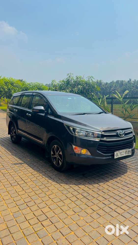 Toyota Innova Crysta 2018 Diesel 135000 Km Driven