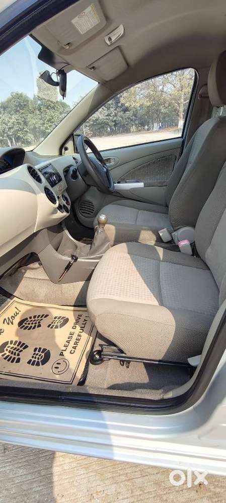 Toyota Etios Liva G Xclusive Edition, 2014, Cng & Hybrids