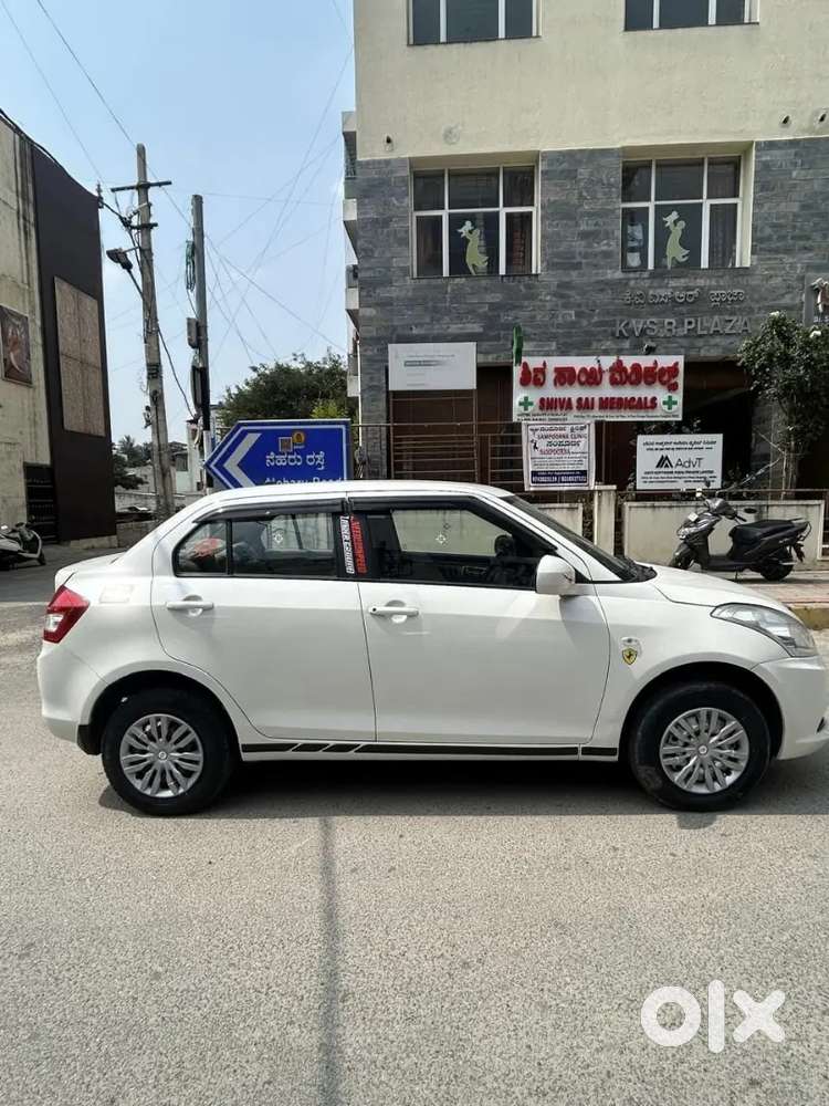 Maruti Suzuki Dzire 2020 Petrol 110000 Km Driven