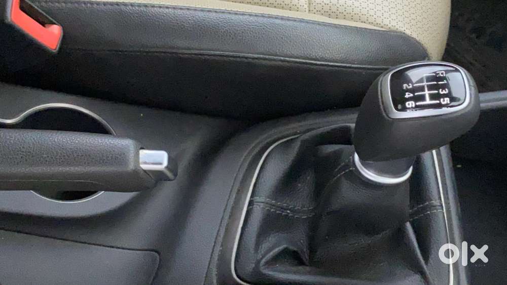 Hyundai Verna 1.6 Sx (o) Vtvt, 2017, Petrol