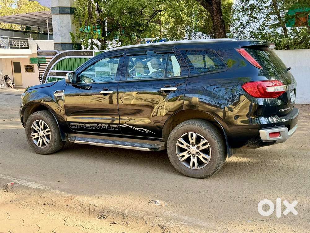 Ford Endeavour 3.2 Titanium At 4x4, 2017, Diesel