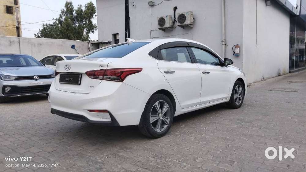Hyundai Verna 1.6 Sx (o) Vtvt, 2019, Petrol