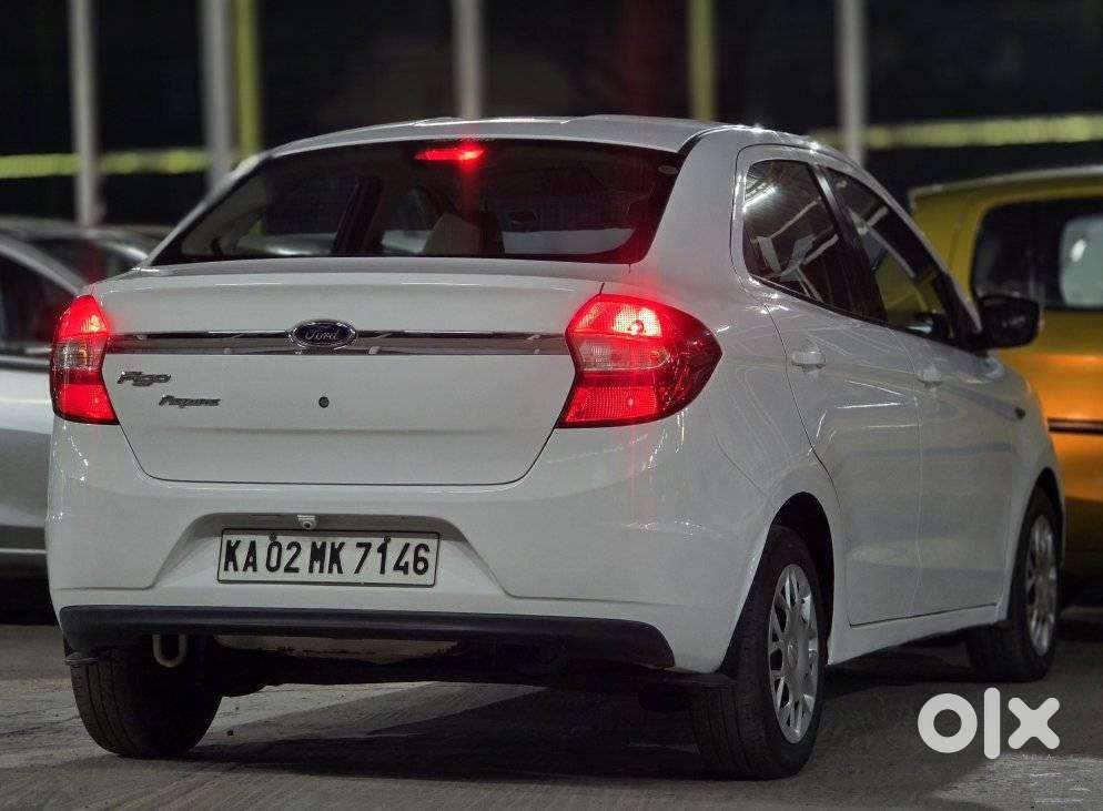 Ford Figo Aspire [ ] 1.2 Trend Plus Ti-vct, 2015, Petrol