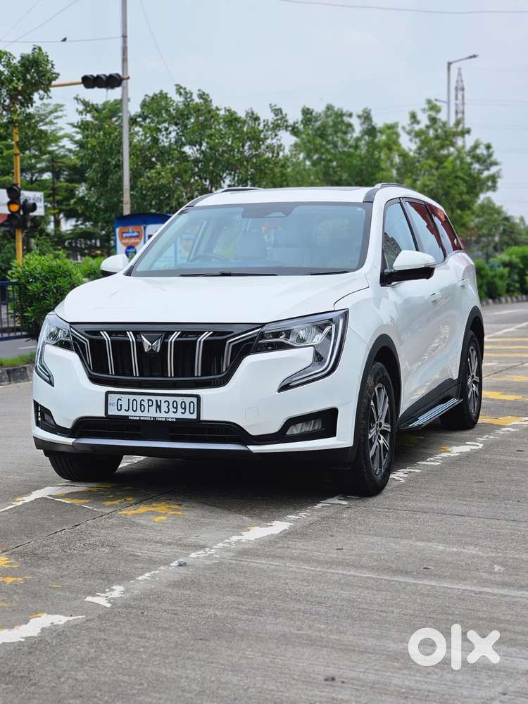 Mahindra Xuv700 2.2 Ax 7 Diesel Mt Luxury Pack Str, 2023, Diesel