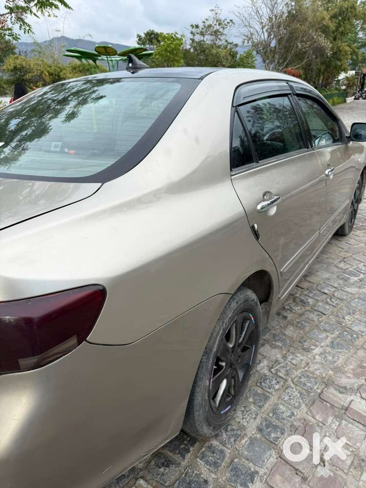 Toyota Corolla Altis 2009 Petrol Well Maintained